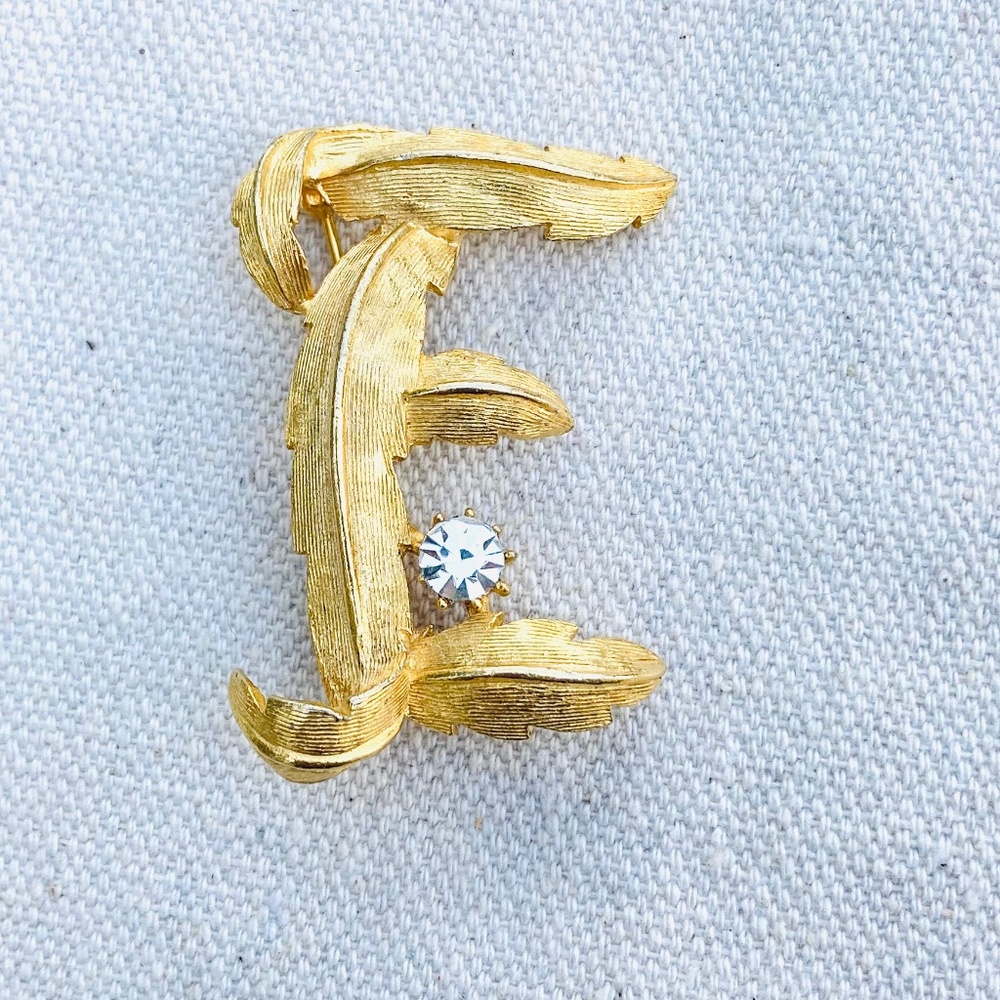 Vintage Gold Plated Letter E Brooch Initial Leaves White Rhinestone Large 2”